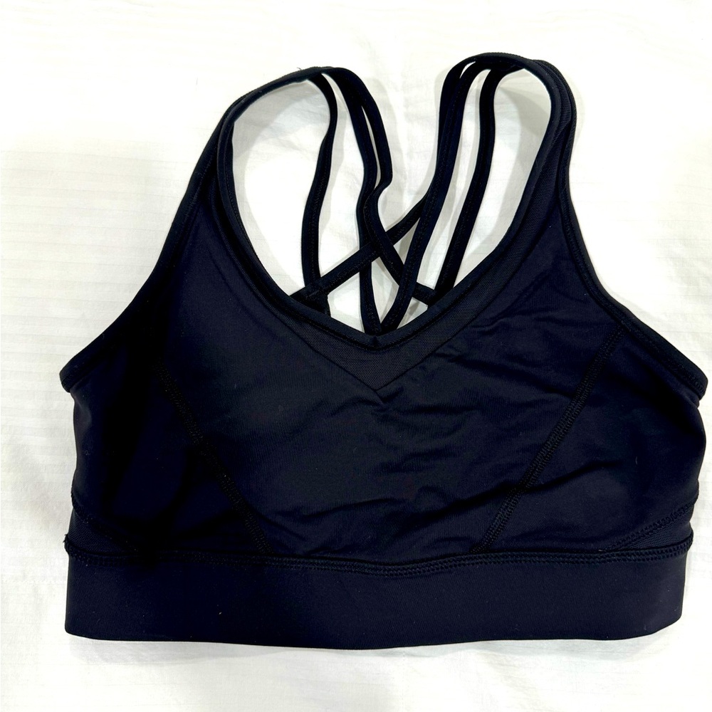 Lululemon sports bra size 6